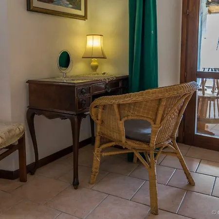 Castello Di Zorzino Iseo Apartment
