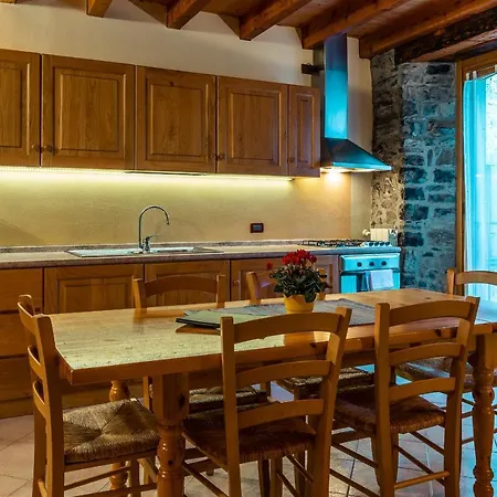 דירה Castello Di Zorzino Iseo ריבה די סולטו